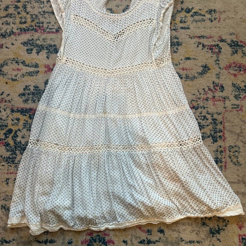 Free People Blue & White Floral Print Retro Kitty Crochet Trim Dress - SP - Picture 12 of 14